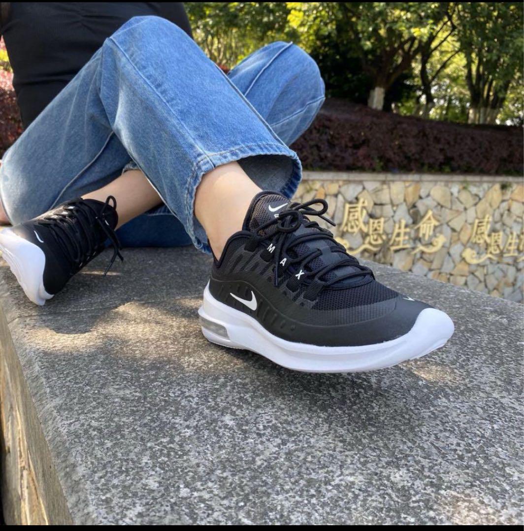 靴 NIKE AIR MAX AXIS 23.5cm
