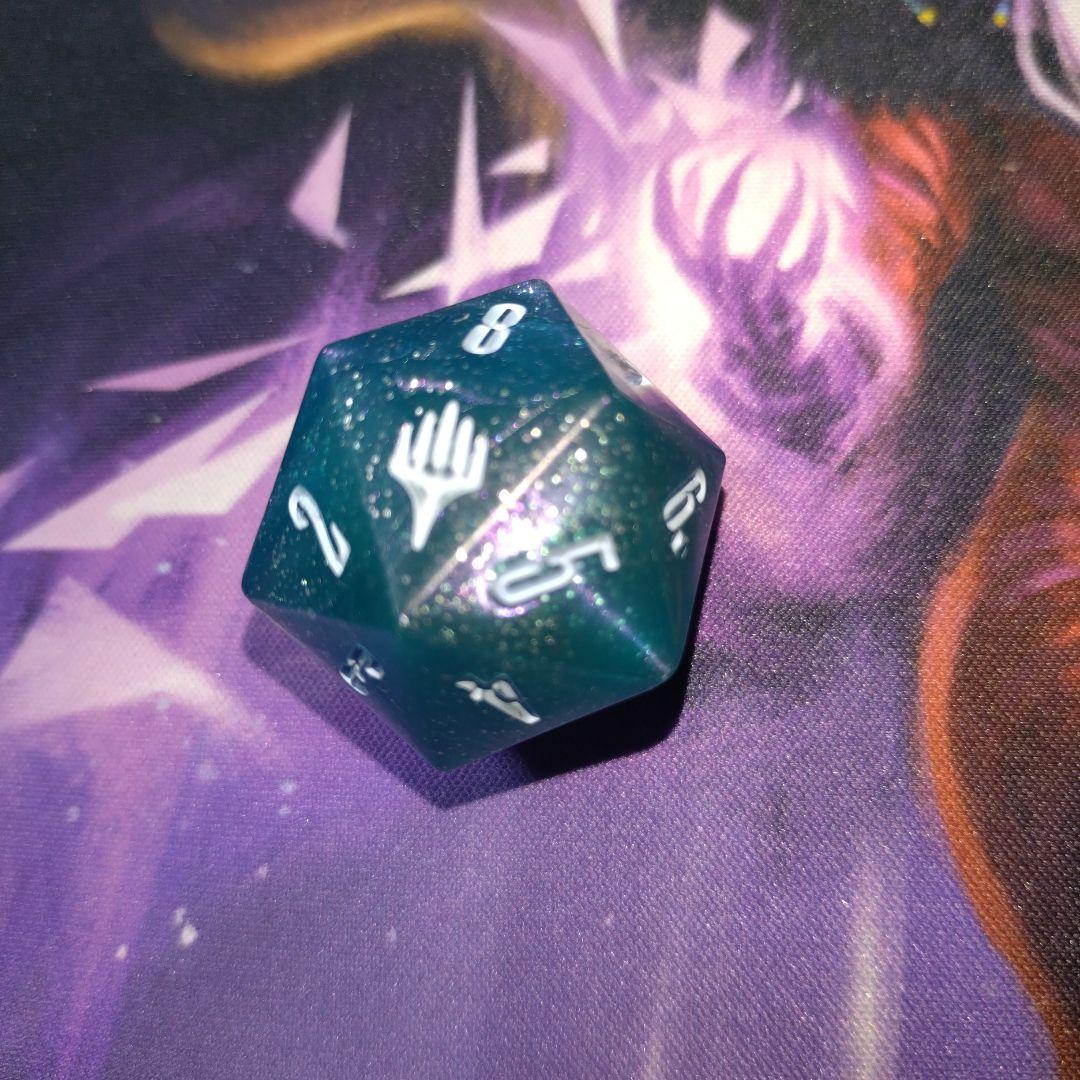 MTG FFコラボ ライフカウンター ダイス Gift Bundle - メルカリ