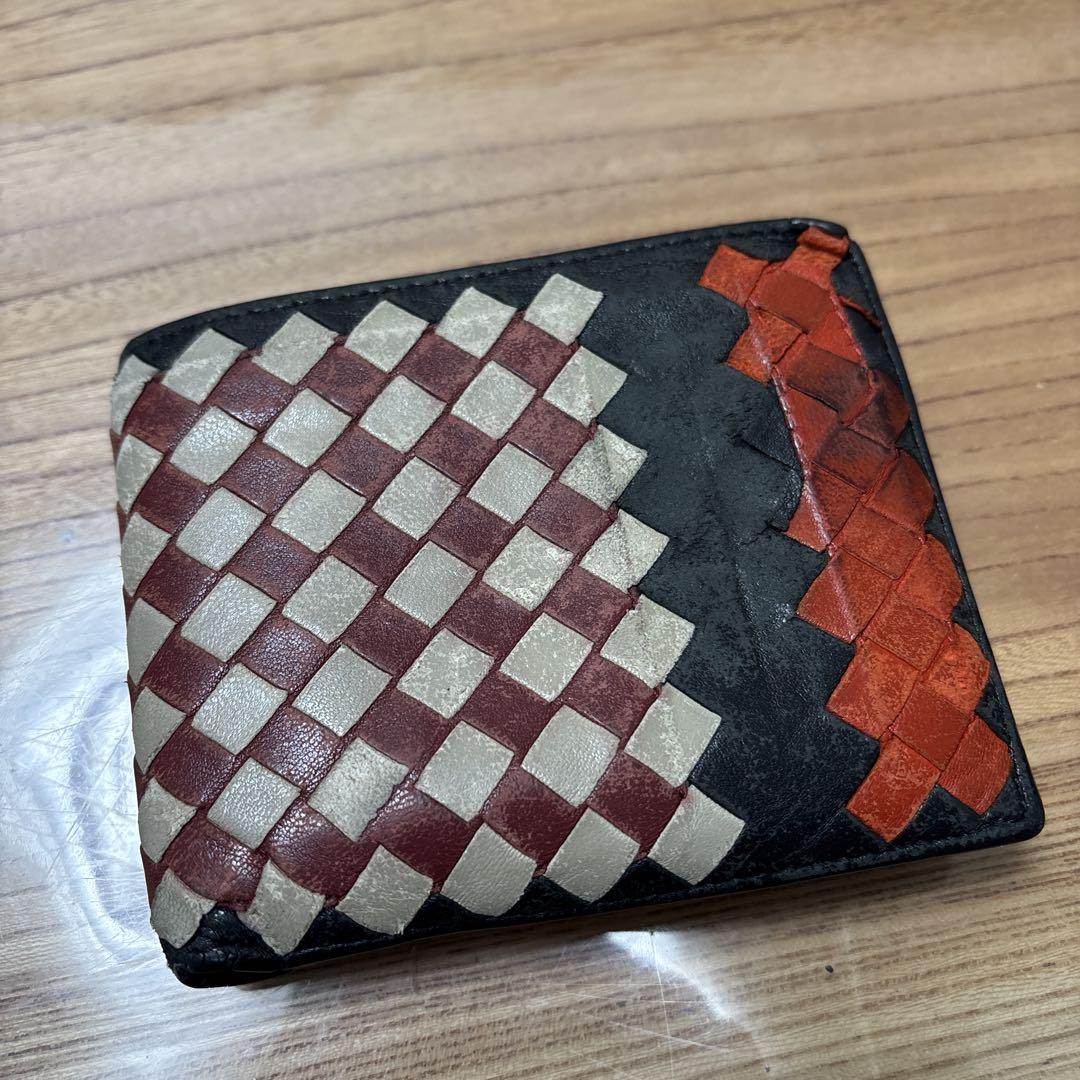 Bottega Veneta 二つ折り財布 赤黒白