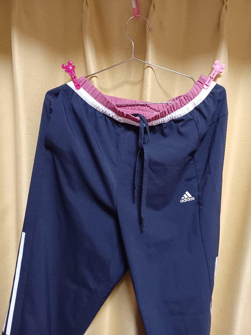 adidas　ウインドブレーカーセットアップ　　レディース