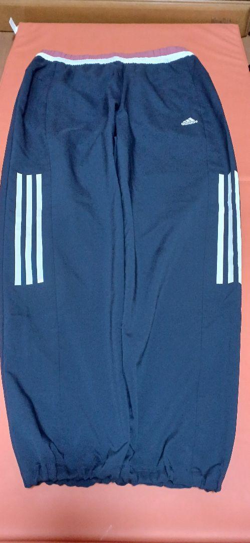 adidas　ウインドブレーカーセットアップ　　レディース