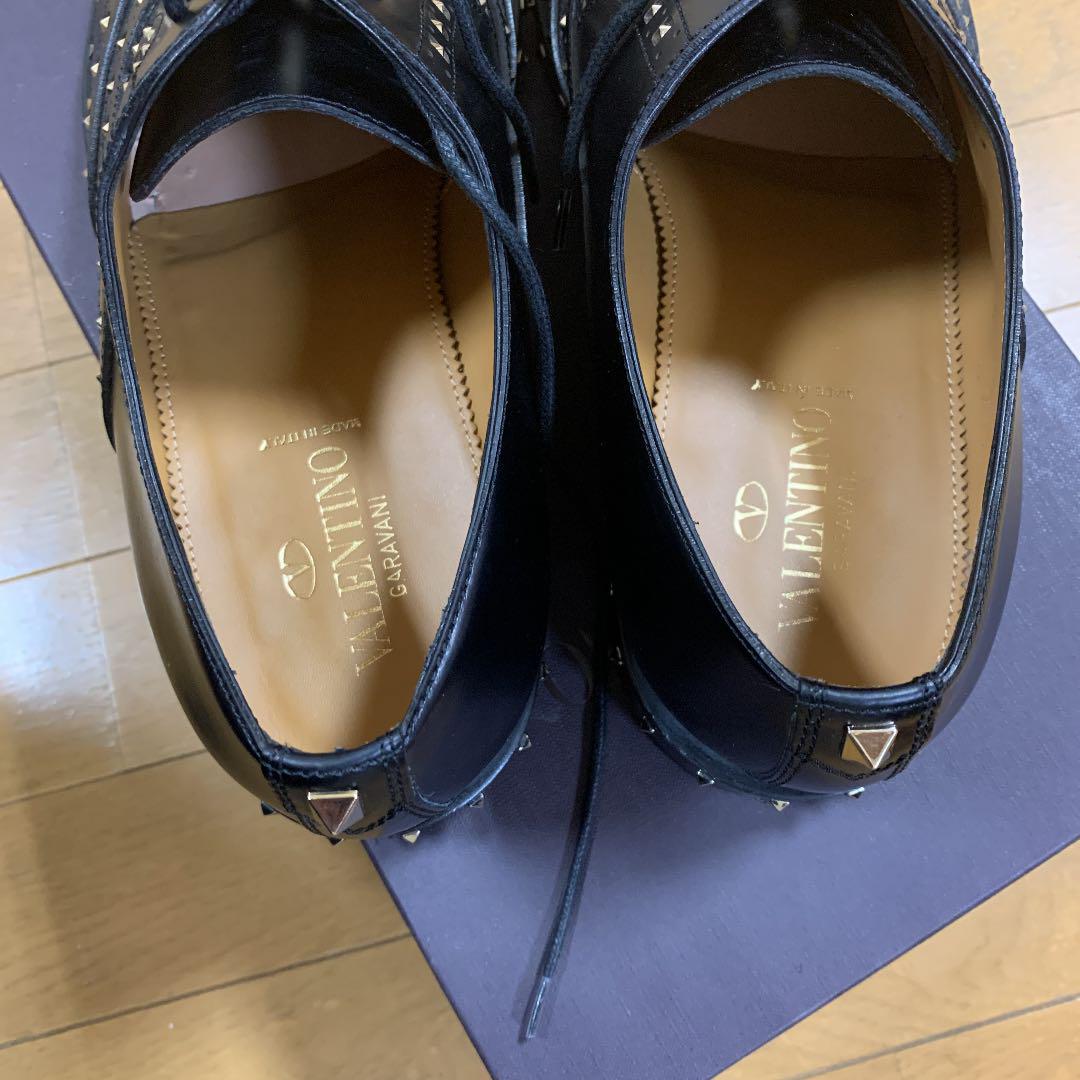 靴 valentino