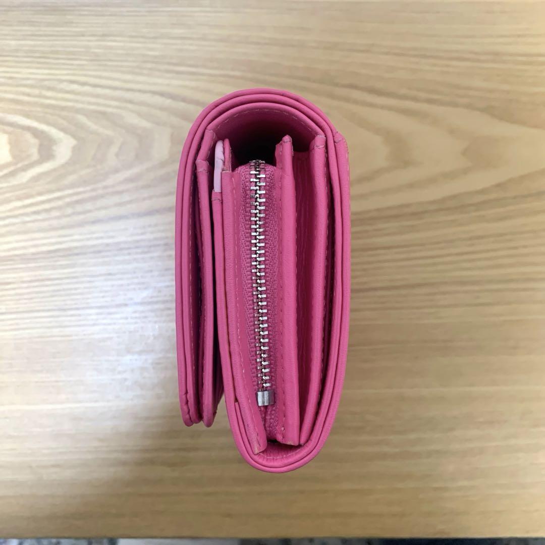 上品 革