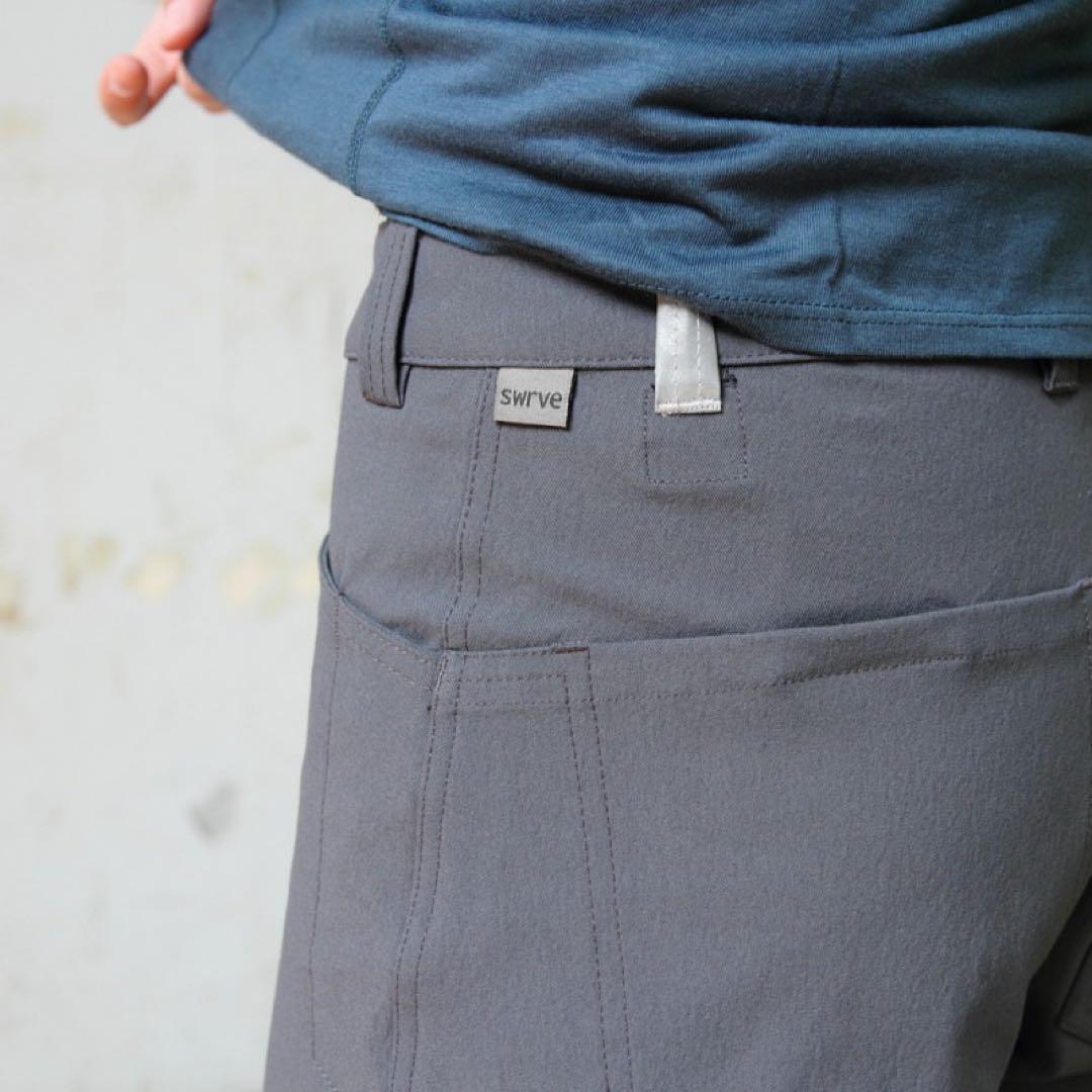 新品未使用 SWRVE durable Regular Shorts Gray