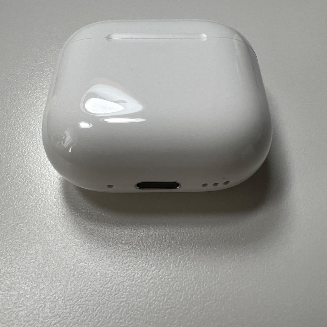 Apple AirPods 第4世代 充電ケース ノイズキャンセリング 73