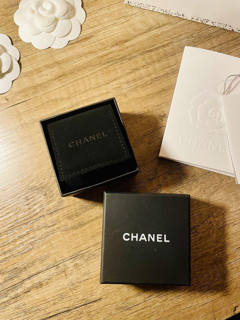 CHANEL パールクリスタルピアス