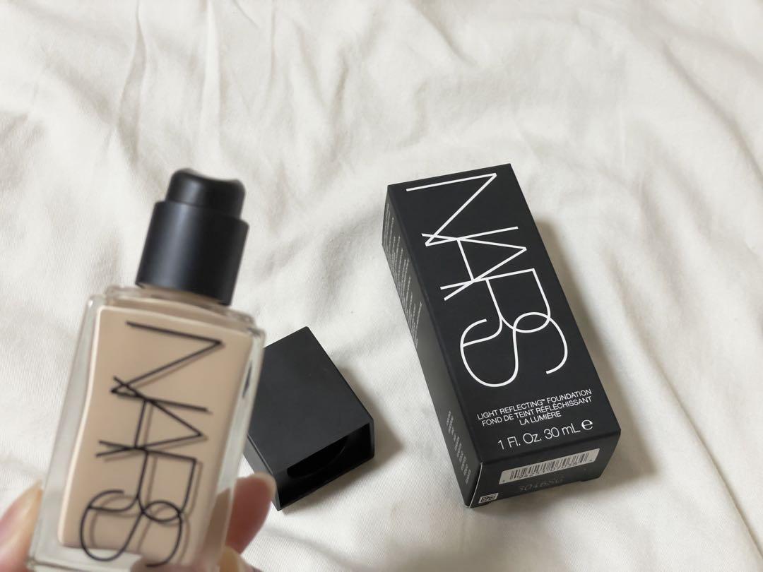 NARS ライトリフレクティングファンデーション02166