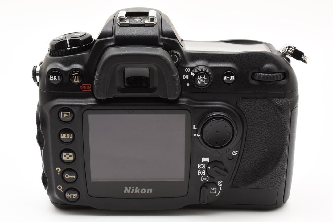 ほぼ新品 Nikon D200 ボディ CCDセンサー 搭載 ニコン 8607