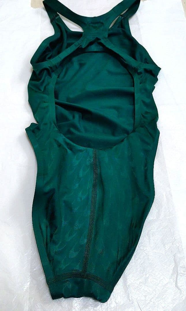 SPEEDO ハイカット競泳水着 グリーン Sサイズ ウロコ 試着のみ未使用品 SPEEDO ハイカット競泳水着 グリーン Sサイズ ウロコ 試着のみ未使用品