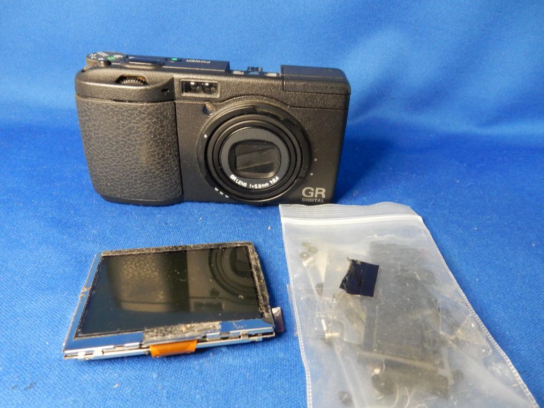 #2980 ジャンク GR DIGITAL等 分解途中 新品液晶付き