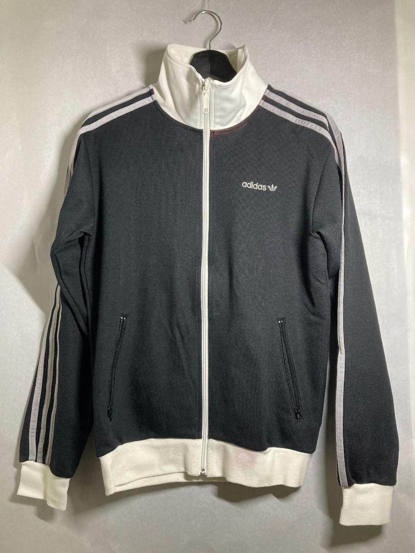 adidas トラックジャケット