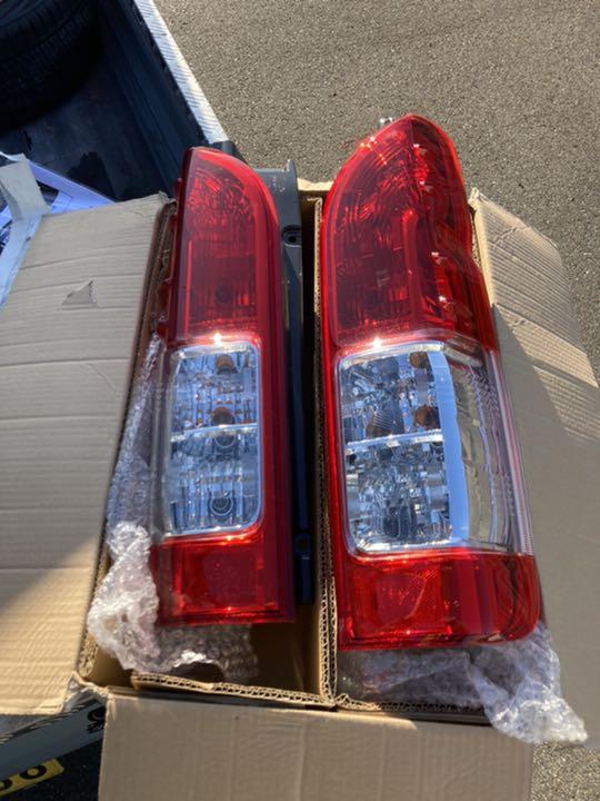 超特価通販 ハイエーステールランプ 2015年 新車外し 室内保管 UMQFq-m10361474645 限定SALE大得価