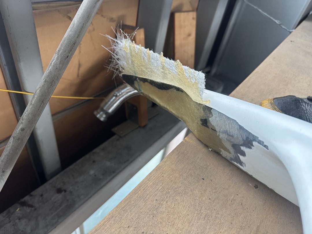 最安価に挑戦！ 326 エアロパーツ 王冠エンブレム付き傷や汚れあり 尊重