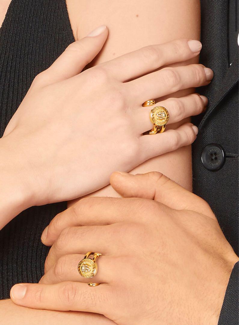 ● VERSACE