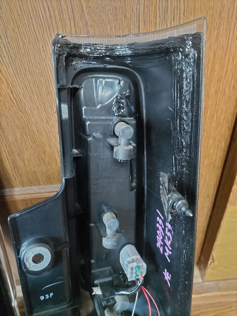 目立った傷や汚れなし