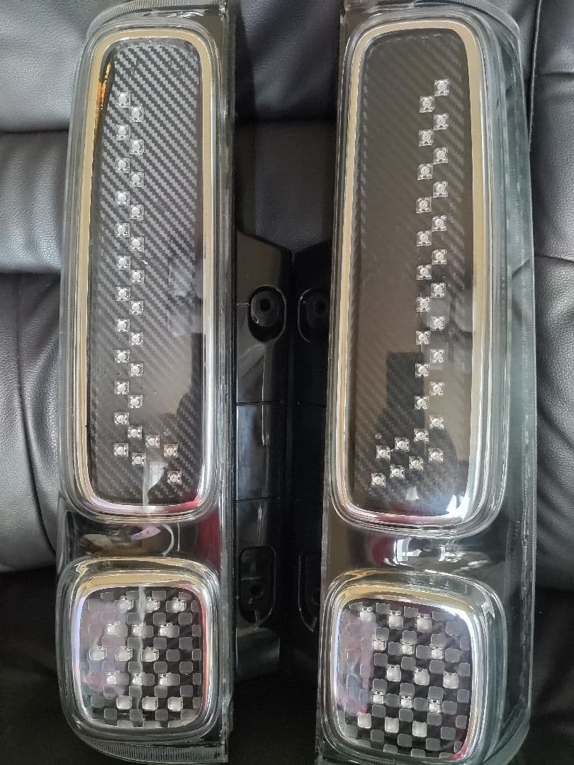 スペーシアカスタムMK53Sテールライト