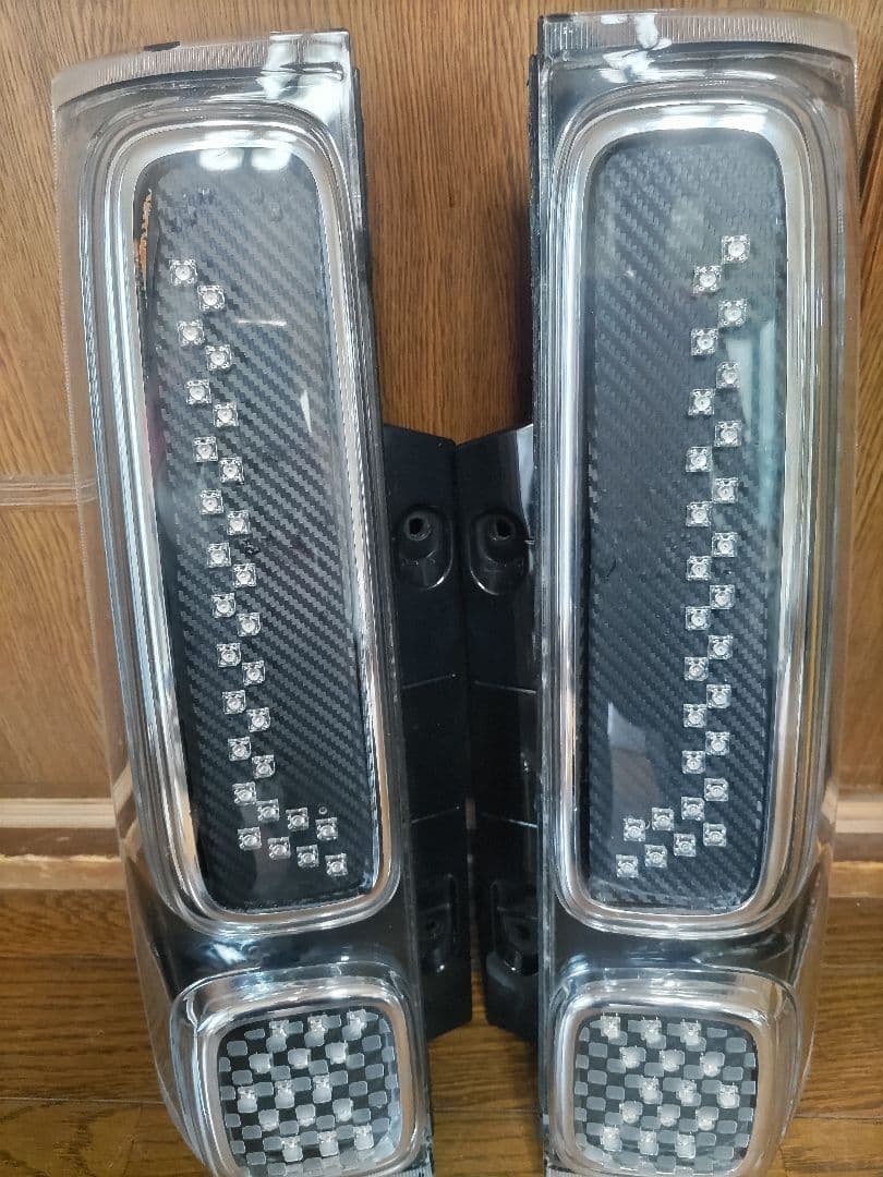 スペーシアカスタムMK53Sテールライト