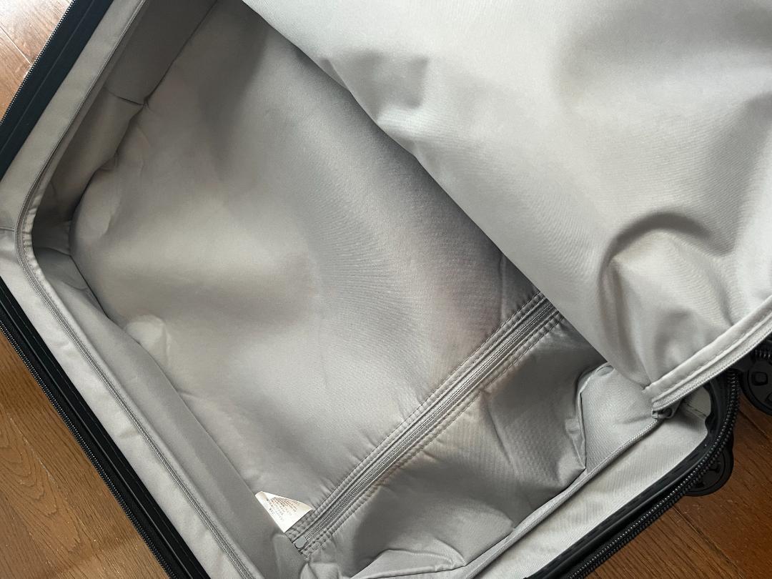 無印良品　ハードキャリーケース（36Ｌ）　ブラック
