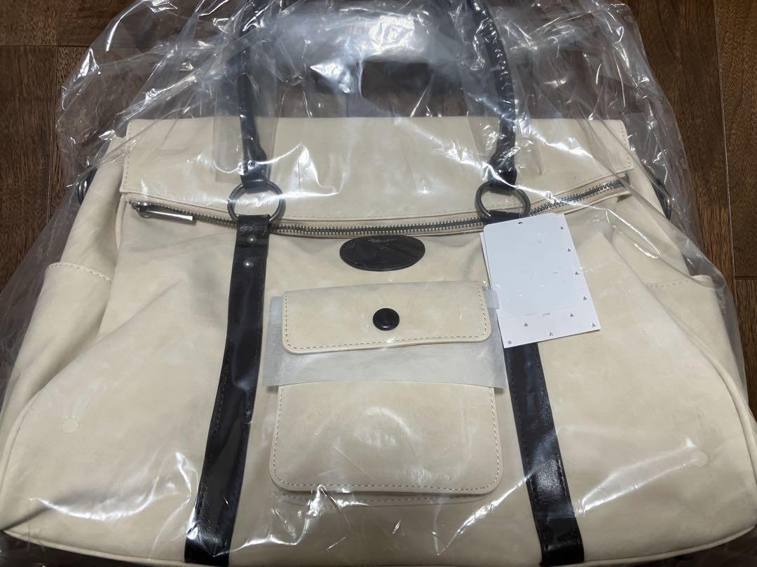 TINA:JOJUN ショルダー付き　トラベルバック　アイボリー ショルダー付き トラベルバッグ TINA：JOJUN（ボストンバッグ