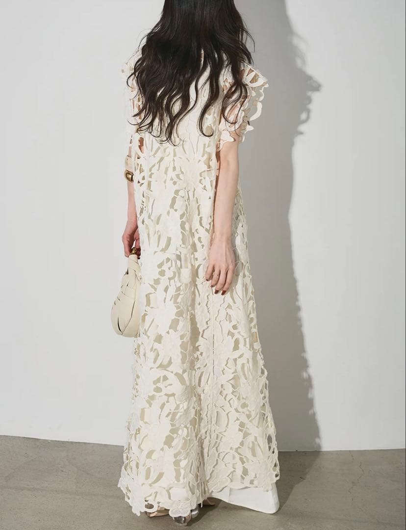 【AUBREY】レースレイヤードワンピース 新品未使用タグ付 新品タグ付】AUBREYレースレイヤードワンピース - メルカリ