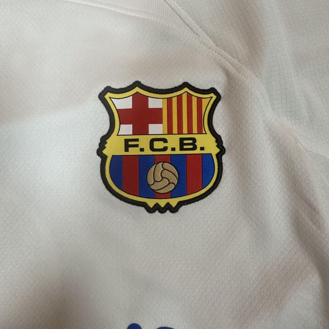 ずっと気になってた FC Barcelona バルセロナ2023-24ペドリ Mシャツユニフォーム ウェア