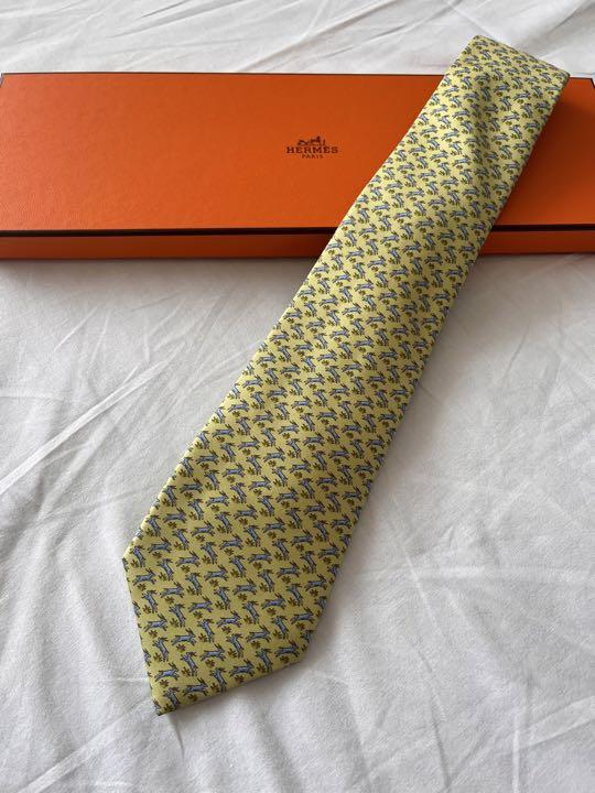 ★ エルメス　HERMES ネクタイ　バイク　ヘルメット　総柄 美品 エルメス HERMES ネクタイ 網柄 13-21121012