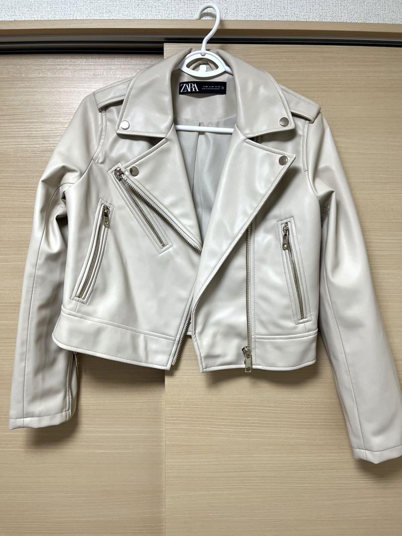 ZARA 正規店購入　ライダースジャケット　アイボリー ZARA ライダースジャケット アイボリー Mサイズ - メルカリ