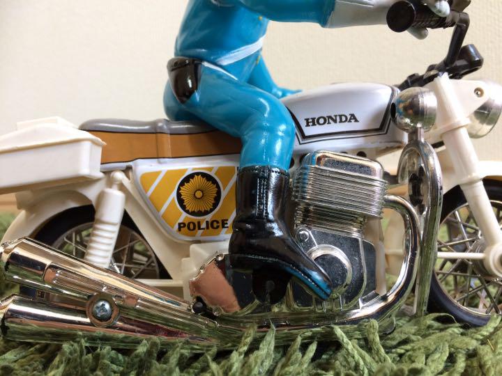 HONDA白バイ ポリスマン付き レトロ