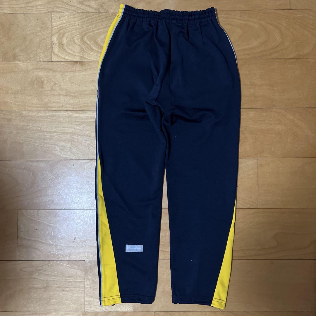 Liberta サッカーショートパンツ 145 ネイビー/イエロー Liberta サッカーショートパンツ ネイビー/イエロー - メルカリ
