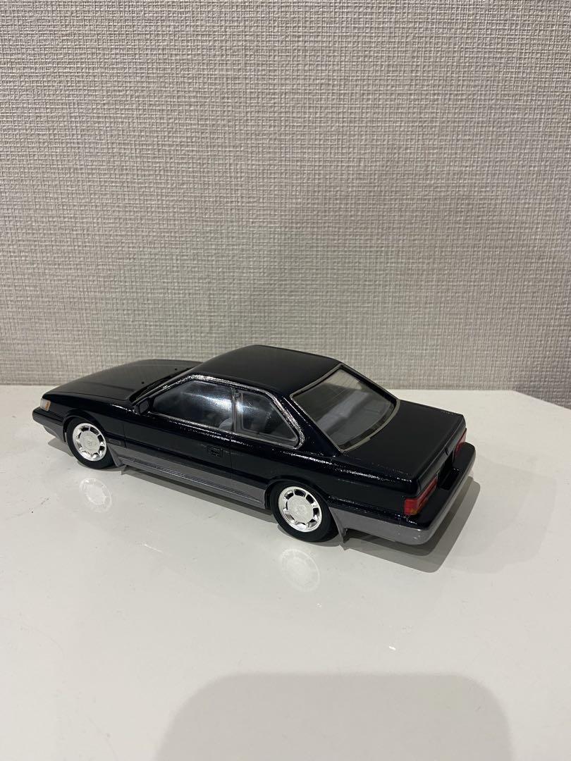 アオシマ1/24プラモデルGT-R・レパード前期・後期