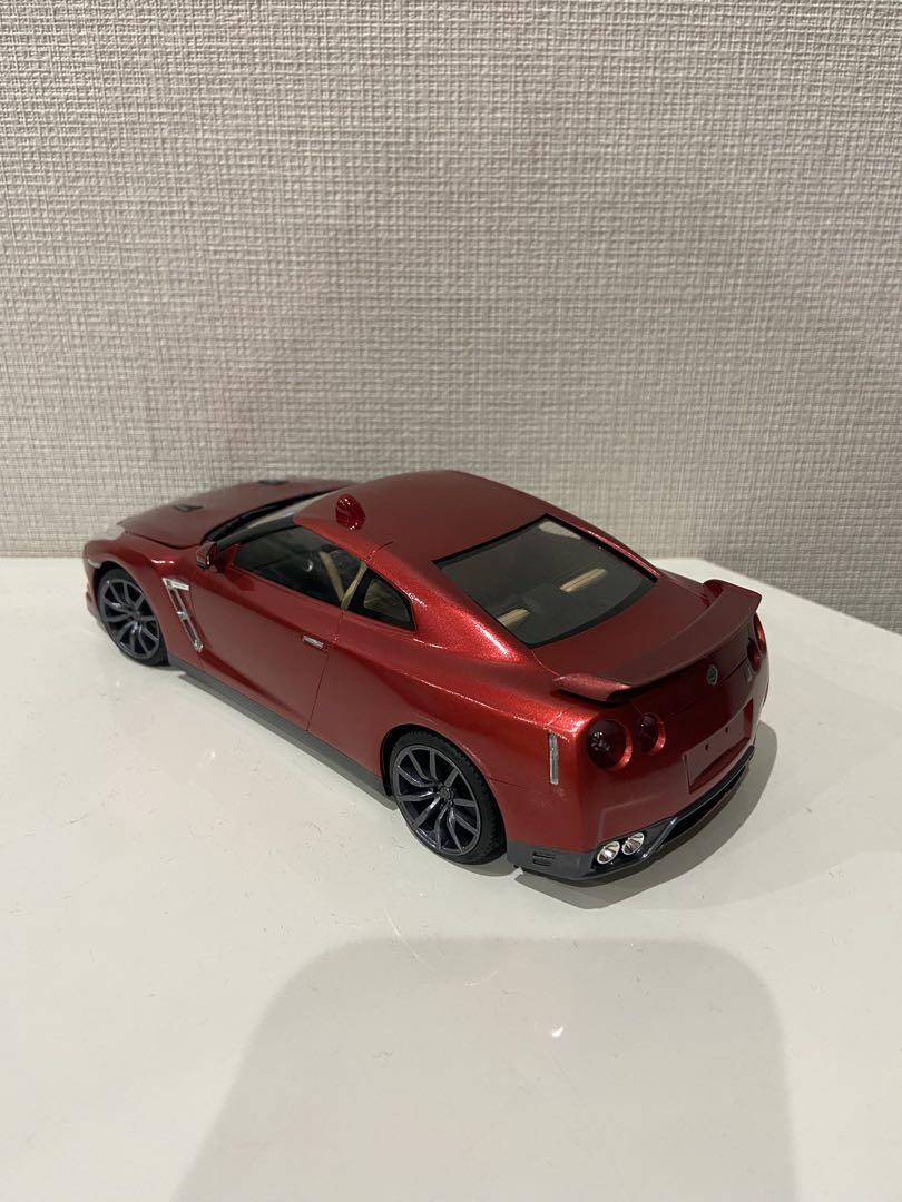 アオシマ1/24プラモデルGT-R・レパード前期・後期