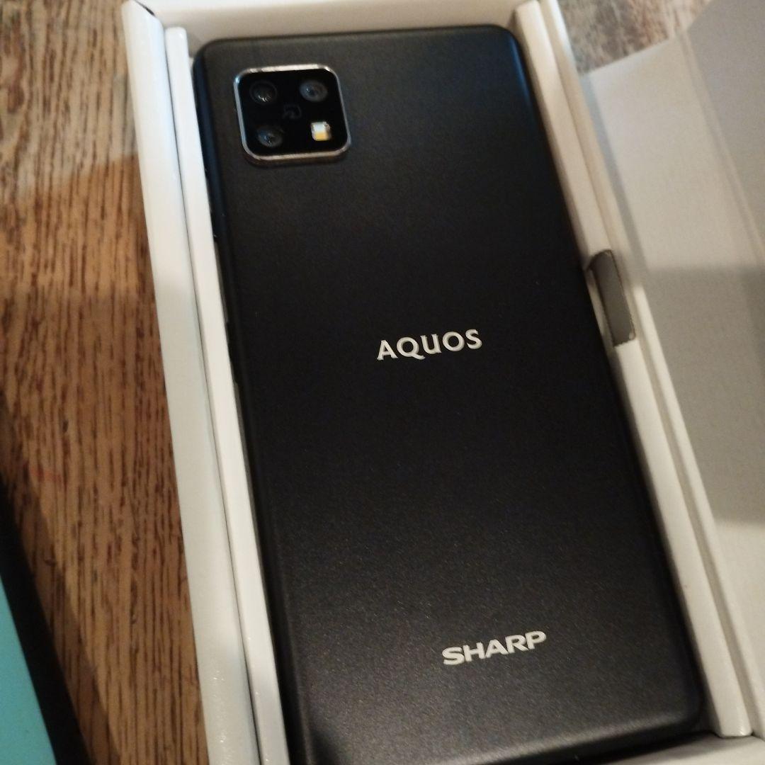 SHARP AQUOS sense4 本体 ケース付き