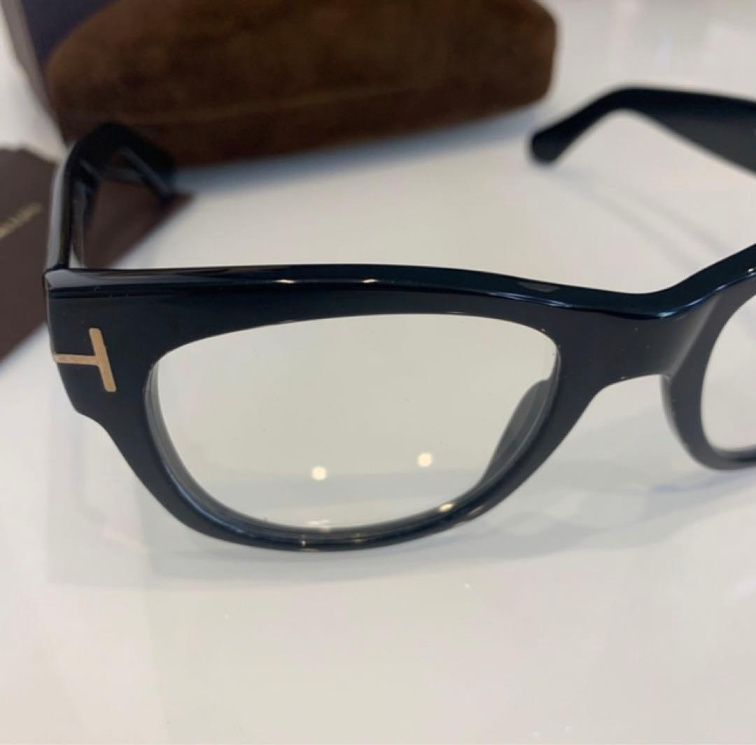 完璧 新品未使用箱付き☆トムフォード☆定番伊達メガネ 新品未使用箱