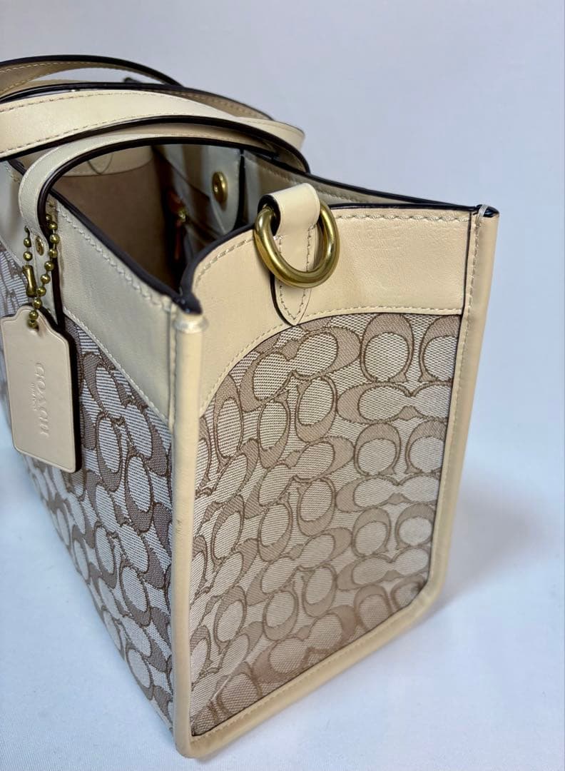 コーチ Coach C3282 フィールドトート30 美品‼️