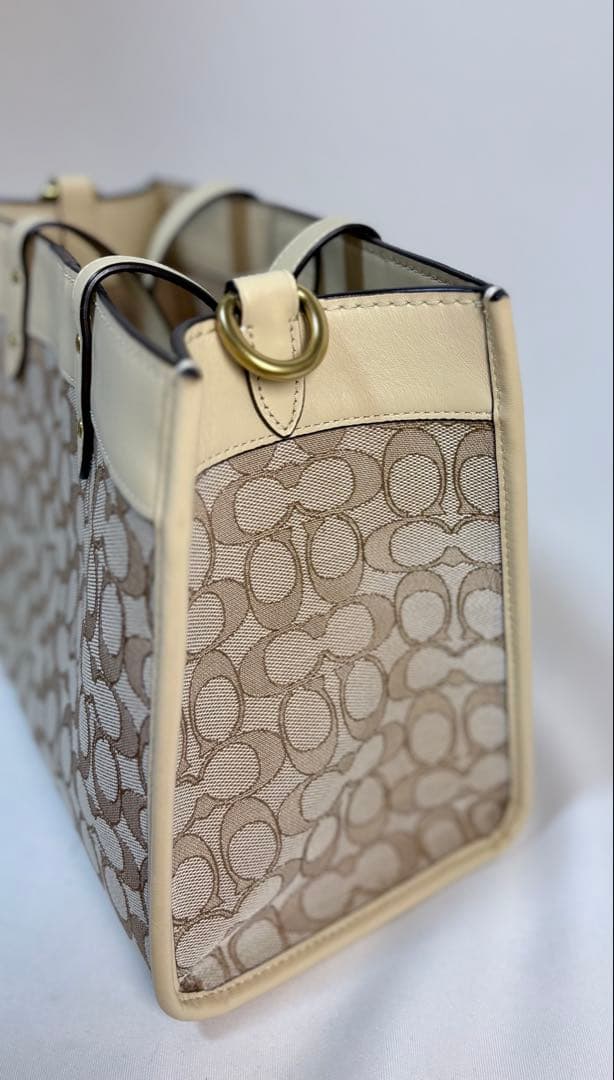 コーチ Coach C3282 フィールドトート30 美品‼️