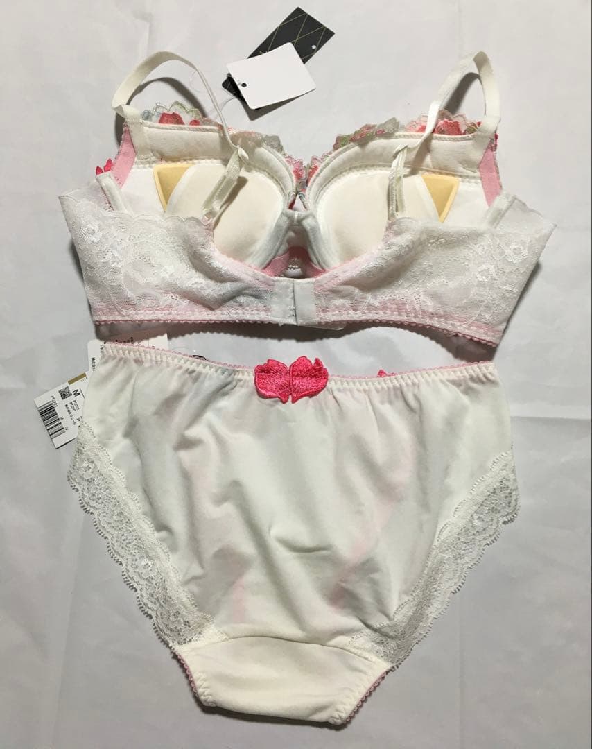 新品 ワコール サルート 01G リッチヴェールブラC70 ショーツM - メルカリ