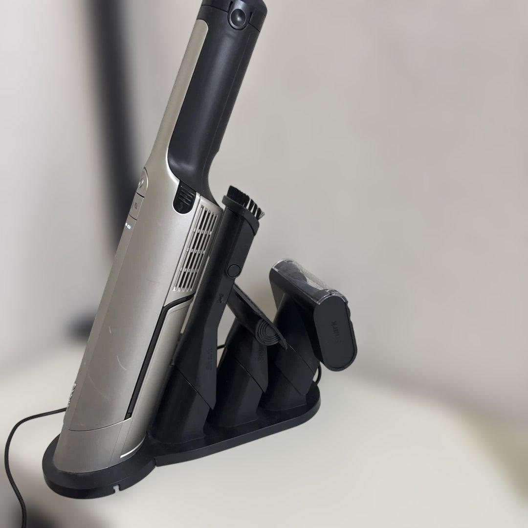 シャークEVOPOWEREXハンディクリーナー シルバー　モデルWV406JGG EVOPOWER EX 充電式ハンディクリーナー WV406J|WV406JGG