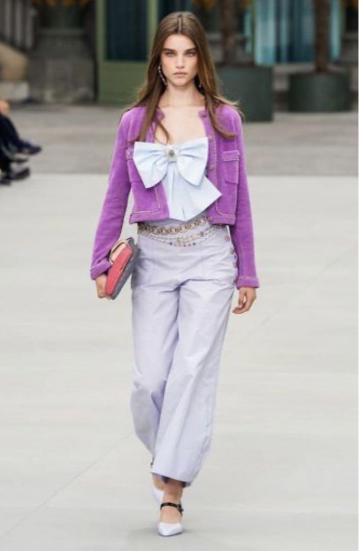 Chanel ランウェイ　カーディガン