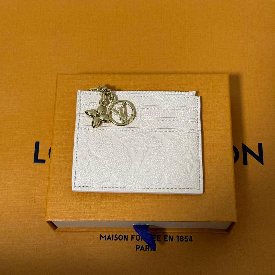 ルイヴィトン　LV  ポルトカルト　フローラ　新品未使用 アンプラント 皮革の種類：牛革