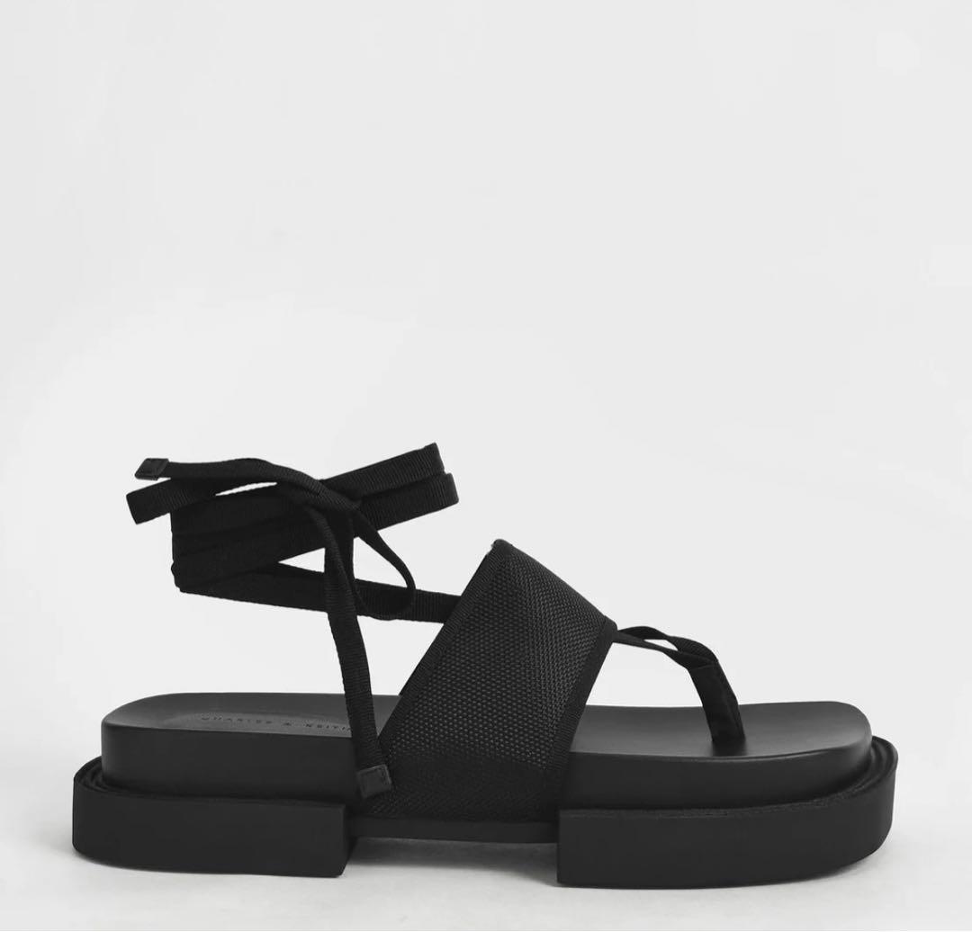 CHARLES&KEITH タイアラウンドトングサンダル チャールスアンド