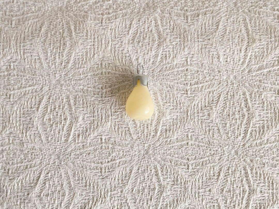 【りこ。さま】* vintage mini ornament ❀ 丸い 赤い実