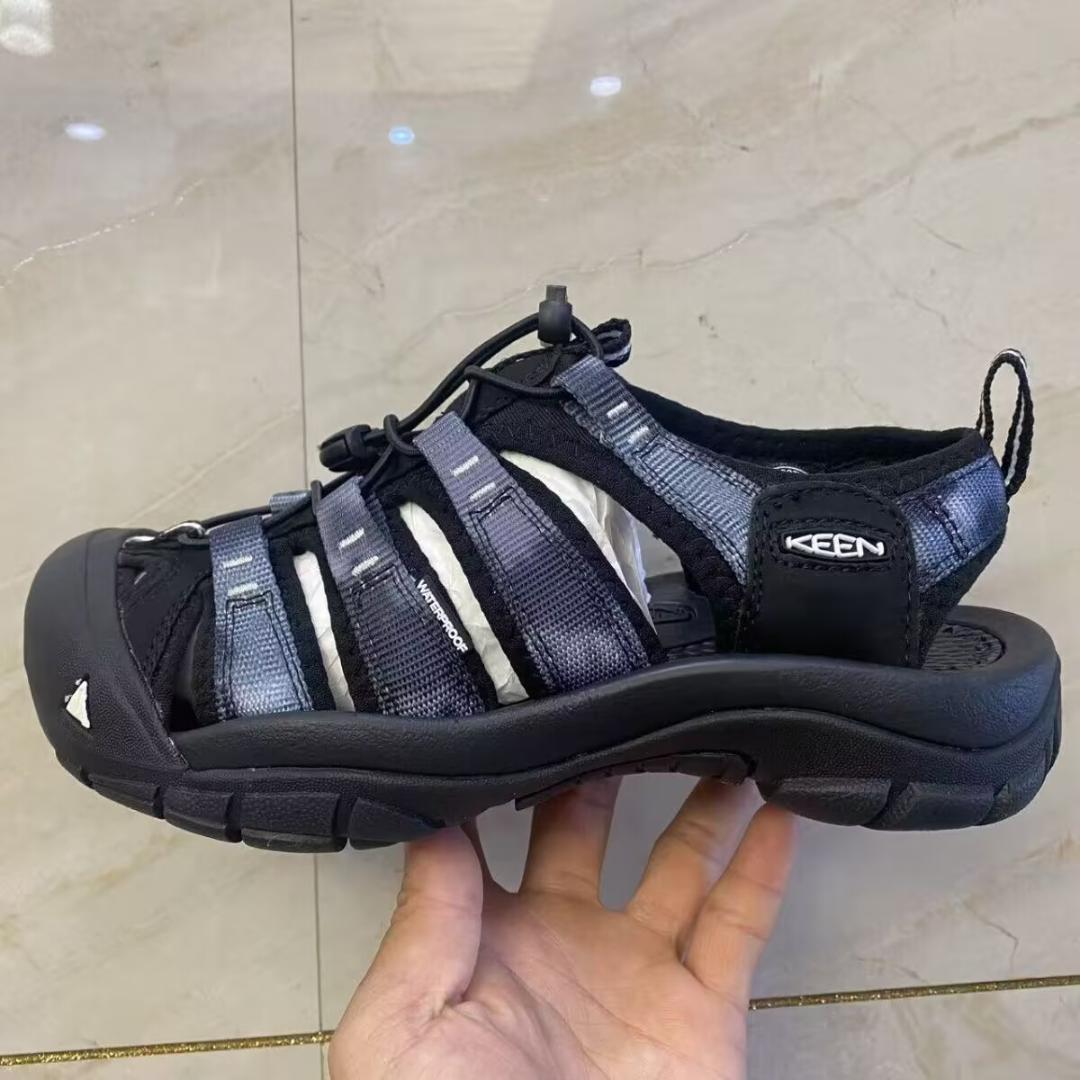 KEEN 渓流靴 スポーツサンダル25.5cm KEEN 26cm新品スポーツサンダルタイプ 渓流靴 ブラック/グレー