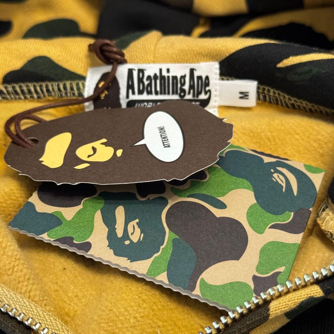 A Bathing Ape ハローキティ コラボパーカー M