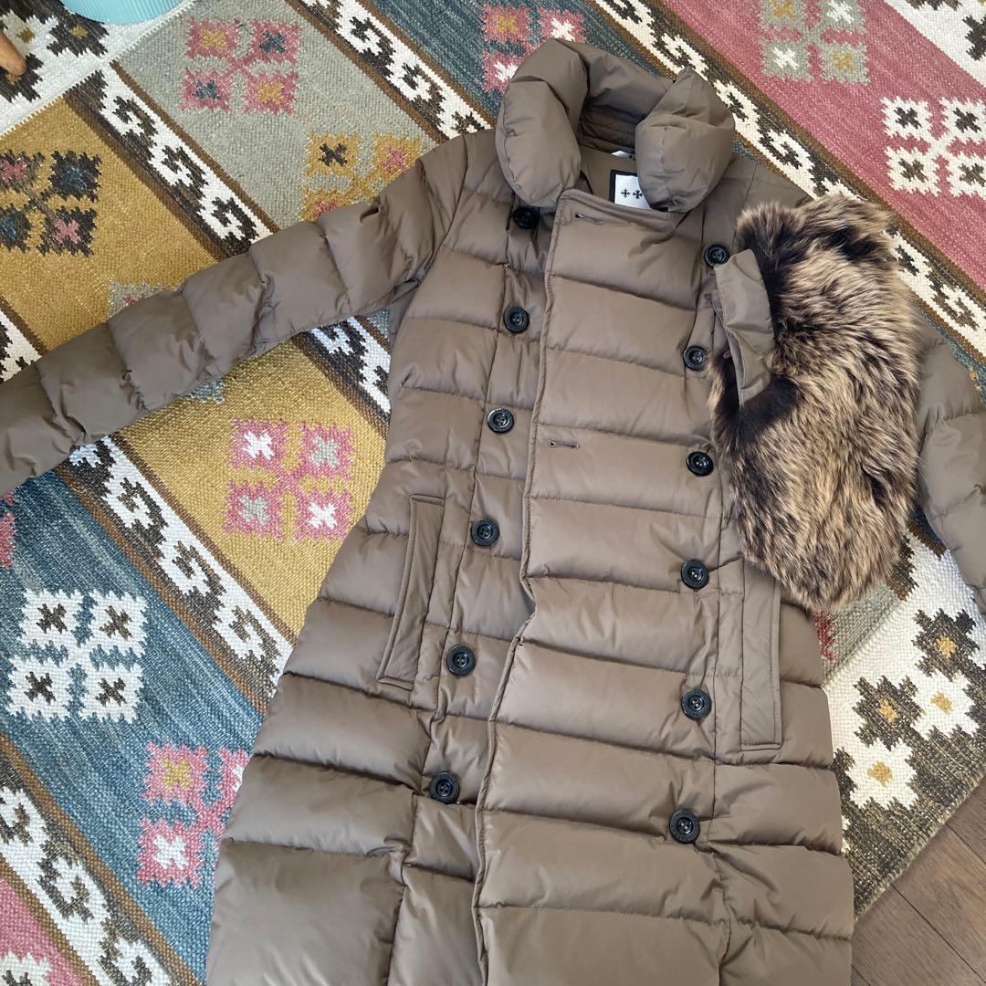 TATRAS ダウンコート　カーキ