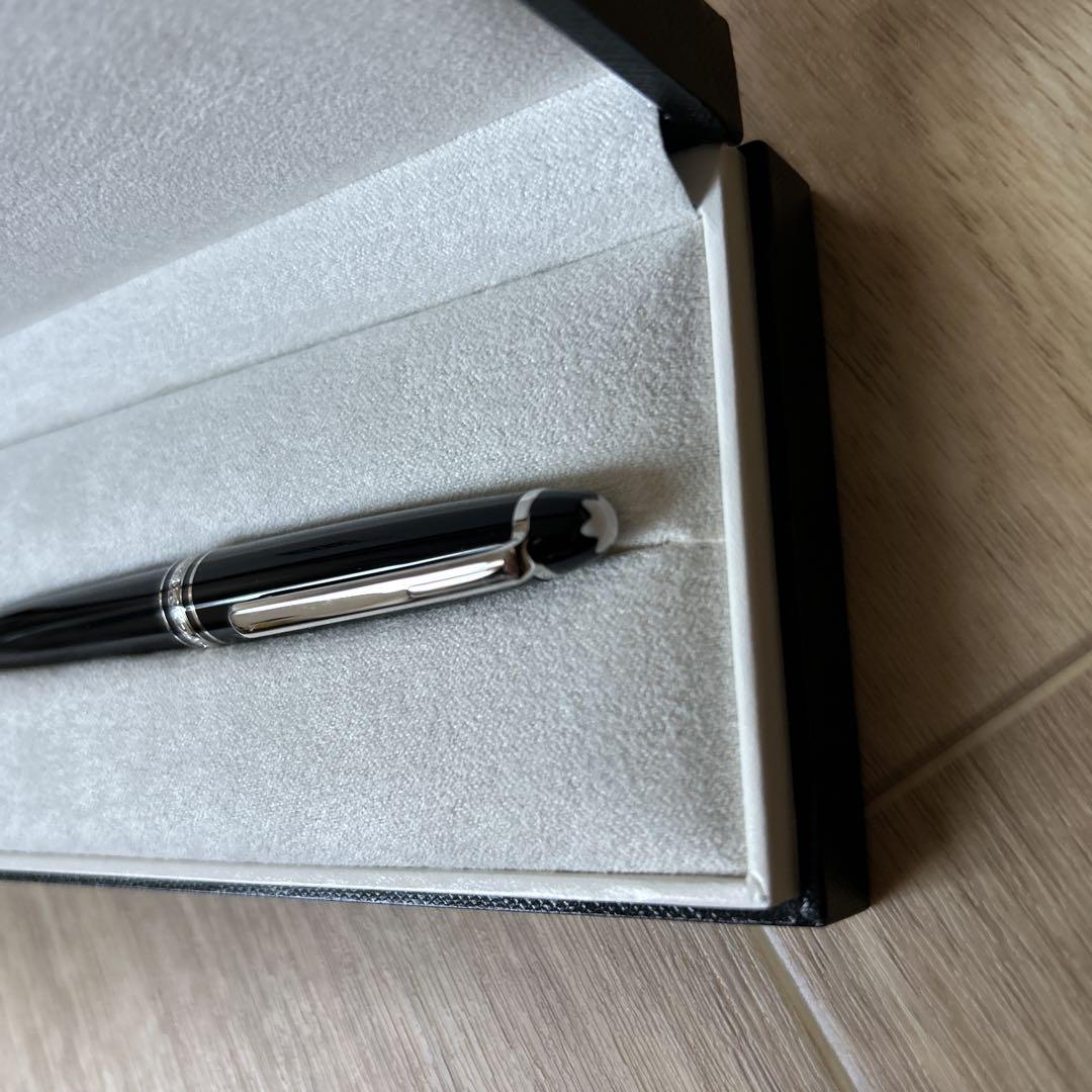 限定値下げ中　MONT BLANC ブラックボールペン 本体　名前入り 値下げ中 MONT BLANC ブラックボールペン 本体 名前入り