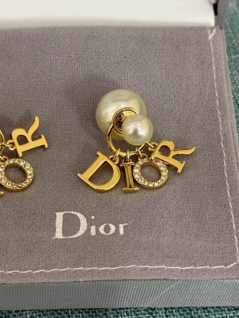 大人気✨DIOR TRIBALES ピアス