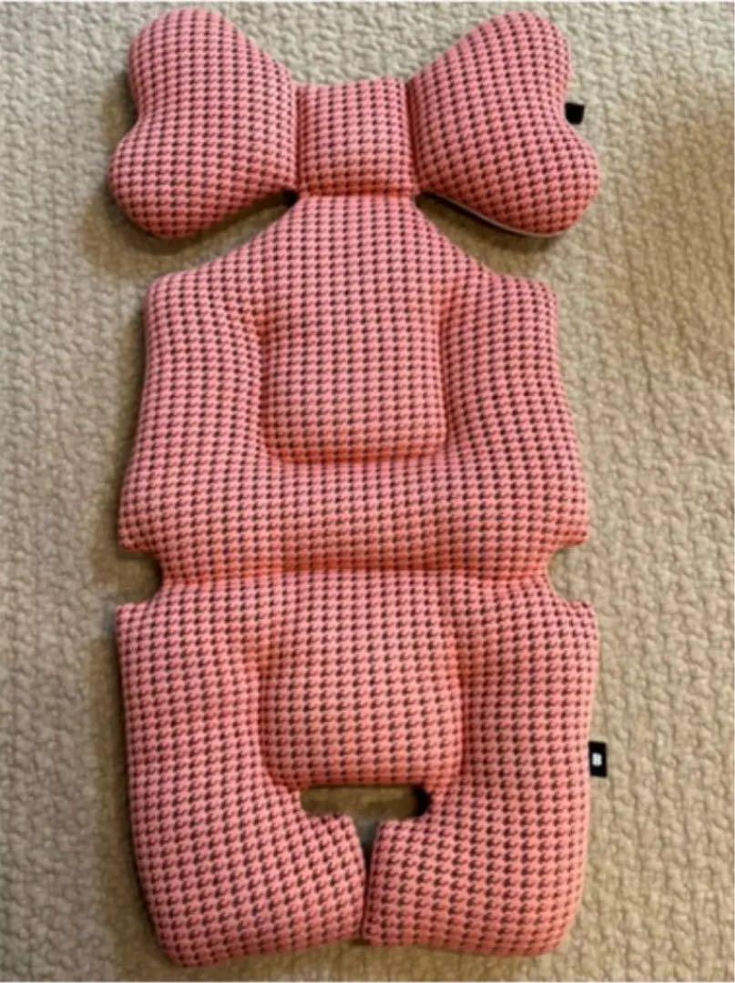 中古品✩千鳥柄オレンジのベビーカーシート✩メラビー プレミアムライン