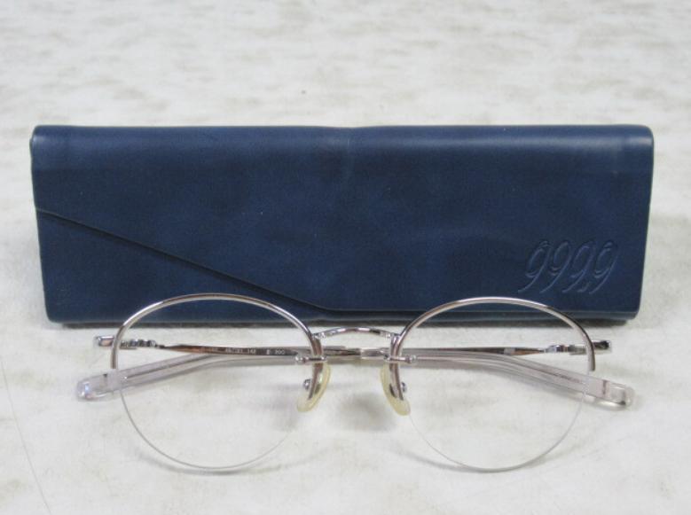 フォーナインズ TITANIUM