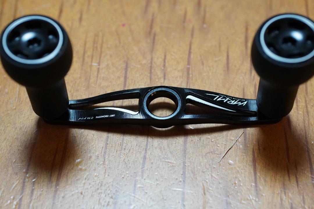 DRT / VARIAL p.c.d 95 Black リールハンドル