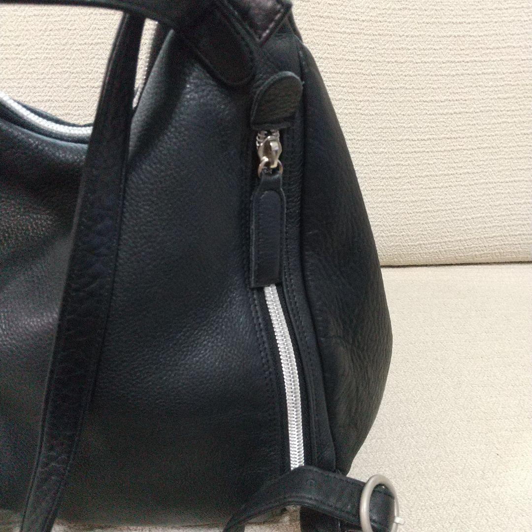 ミキアモ レザー リュック